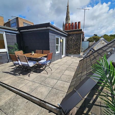 Cityscape Haven: 1 Bedroom Apartment With Terrace And City View Bournemouth Exterior foto